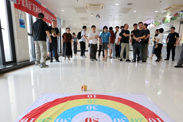 活动现场。陆莹摄 (1)_副本.jpg 活动现场。陆莹摄 (1)_副本.jpg